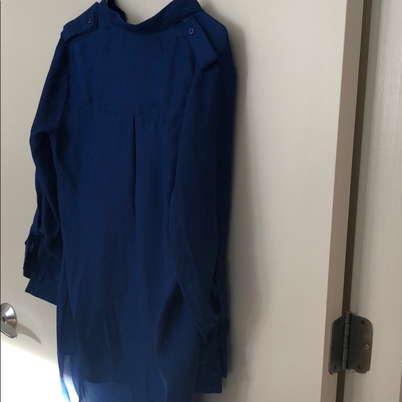 Cobalt blue light weight top - Picture 6 of 6